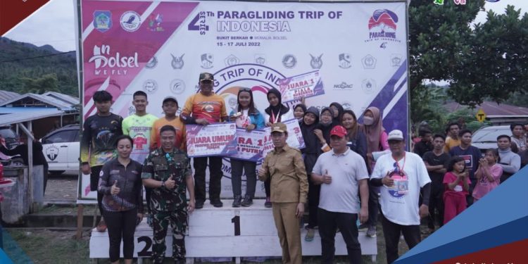 Kontigen Asal Jatim Juara Umum Event Nasional Paragliding TRoI 2022 seri ke-4 di Bolsel