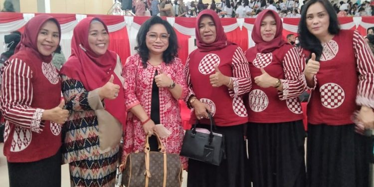 Ketua TP PKK Bolmong Ikuti Sosialisasi Anti Narkoba dan Literasi Digital