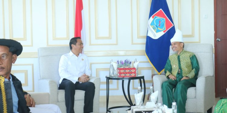 Bupati Boltim Terima Kunjungan Sultan Ternate ke-49