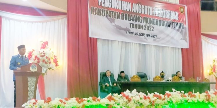 Bupati Kukuhkan 27 Anggota Paskibraka Boltim