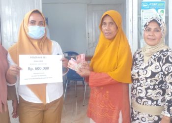 Pemdes Modayag II Salurkan BLT DD Tahap III kepada 113 KPM