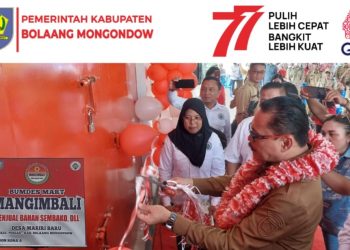 Bupati Limi Resmikan Gedung Bumdes Mart Mangimbali Desa Mariri Baru