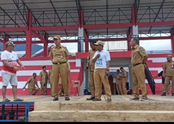 Iskandar Kamaru dan Jajaran Pemkab Bolsel Tinjau Lokasi Persiapan Pelaksanaan Upacara Kemerdekaan RI ke-77 Tahun