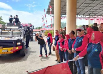 Pj Bupati Limi Mokodompit Lepas Peserta Karnaval Gebyar PAUD