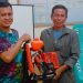 Pemdes Molobog Barat Salurkan Bantuan Mesin Pemotong Rumput  kepada Kelompok Tani