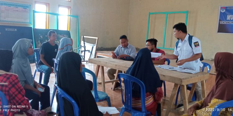 Hari ini, 399 KPM di Boltim Terima BLT BBM dan Bansos Sembako