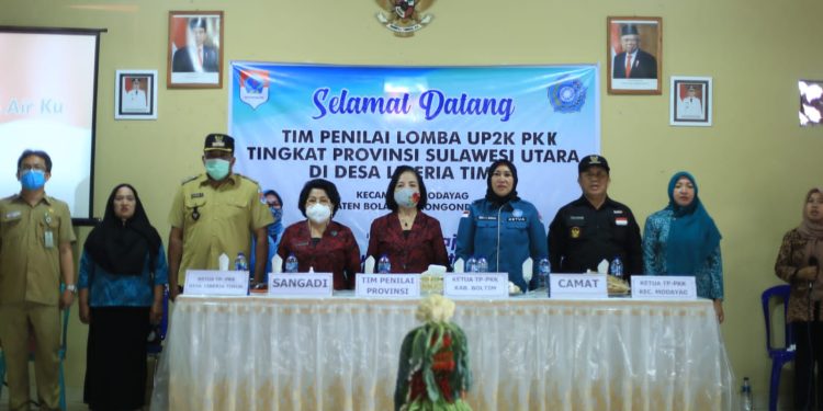 Ketua TP-PKK Boltim Sambut Tim Penilai Lomba UP2K PKK Tingkat Provinsi Sulut