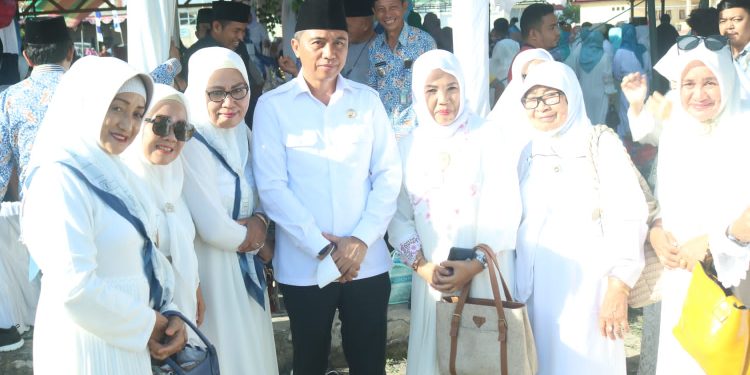 Diselenggarakan BKMT, Tabligh Akbar dan Boltim Berdzikir Dihadiri Ribuan Jamaah