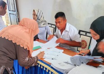 Pemdes Purworejo Tengah Salurkan BLT DD Tahap III kepada 72  KPM
