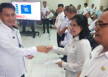 Sekda Tahlis Buka Bimtek Pemanfaatan Tanda Tangan Elektronik