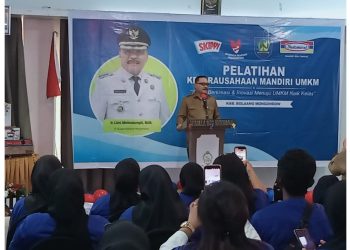 Pj Bupati Limi Mokodompit Buka Pelatihan Kewirausahaan UMKM