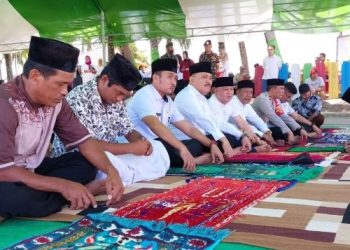 Limi Hadiri Doa Selamat Mandi Safar di Desa Babo