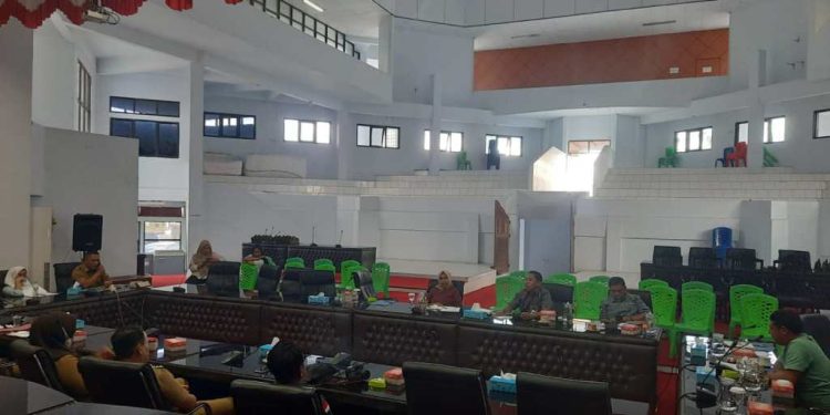 DPRD Kotamobagu Gelar RDP Terkait Keluhan Perangkat Desa Pontodon Timur