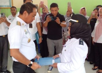 Bupati Boltim Lantik Emi Mamonto sebagai Pjs Sangadi Modayag II