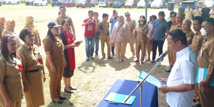 Bupati Boltim Lantik 3 Kepsek dan 17 Pengawas Sekolah