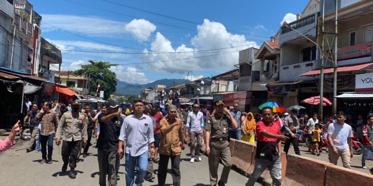 Meiddy Makalalag Minta Pemkot Pertimbangkan Kembali Blokade Jalan ke Pasar Serasi