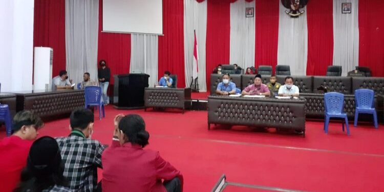 DPRD Kotamobagu Terima Aspirasi Mahasiswa