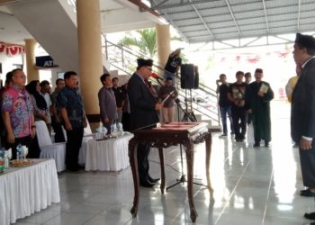 Bupati Limi Ambil Sumpah Tiga Pejabat Eselon II
