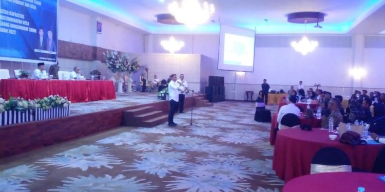 Bupati Tutup Bimtek Peningkatan Kapasitas BPD se-Boltim