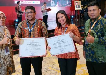 Pemkab Boltim Terima Piagam Penghargaan Kabupaten Peduli HAM