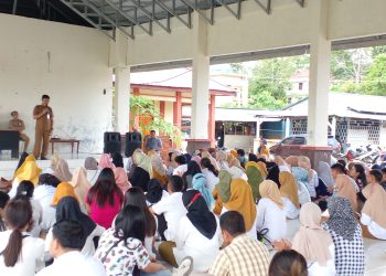 Disdikbud Gelar Pertemuan dengan Guru Kontrak dan Operator Sekolah