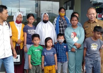 Dinsos Boltim Dampingi 89 Anak Yatim Piatu Terima Bansos Yapi