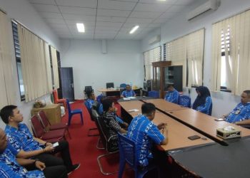 Sekwan Kotamobagu Pimpin Rapat Evaluasi Kinerja