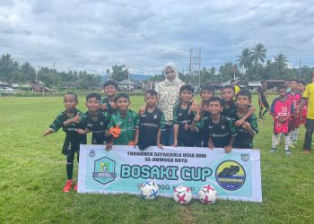 Ketua DPD KNPI Bolmong Buka Turnamen Sepakbola Usia Dini se Dumoga Raya