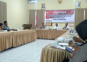 Diskominfo Kotamobagu Beri Pelatihan Kemampuan Komunikasi Digital Bagi Anggota Polri