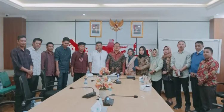 DPRD Bolsel Kunker ke Kemendes PDTT