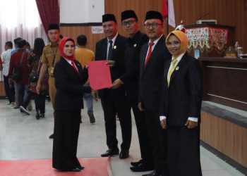 Ketua DPRD Bolsel Pimpin Pengambilan Sumpah Janji Aleg Hasil PAW