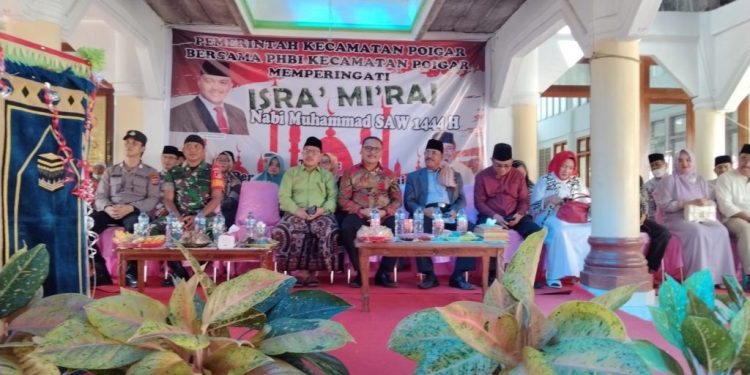 Bupati Limi Hadiri Peringatan Isra Mi’raj di Poigar