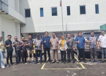 Respon Keluhan Warga Soal Jaringan, Dinas Kominfo dan DPRD Kunjungi Gerai Indosat Manado