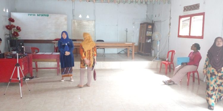 Disdukcapil Boltim Buka Pelayanan Perekaman E-KTP Terakhir di Kecamatan Modayag Barat