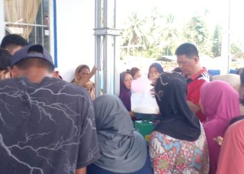 Pemdes Modayag II Bersama Disperindag Sulut Gelar Pasar Murah