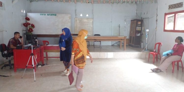 Hari ini, Disdukcapil Boltim Buka Pelayanan Perekaman E-KTP di Balai Desa Bongkudai