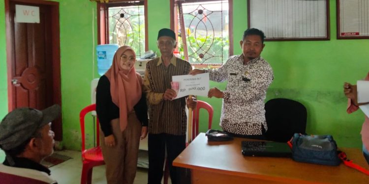 Di Bulan Penuh Berkah, Pemdes Candi Rejo Salurkan BLT DD 2023 Tahap I