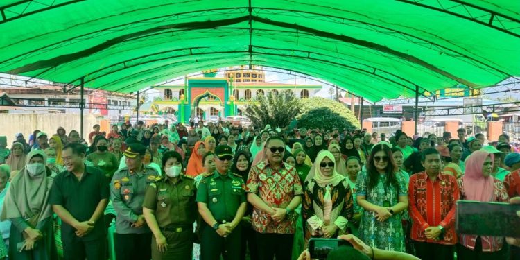 Launching Pendistribusian Bantuan Cadangan Pangan Dihadiri Pj Bupati Limi