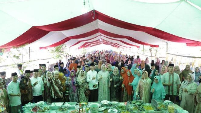 Tatong Bara Hadiri Halal Bihalal di Desa Bilalang Satu