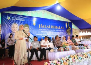 Wali Kota Tatong Bara Hadiri Halal Bihalal di Komobagu Selatan