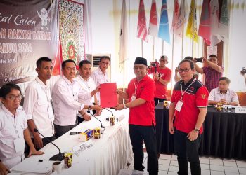 25 Bacaleg PDIP Kotamobagu Resmi Didaftarkan ke KPU, Mekal: Berjuang Demi Kemenangan Bersama
