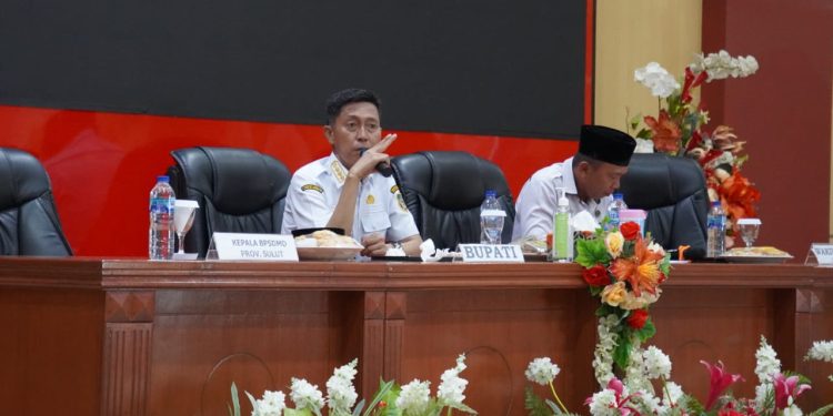 Iskandar Kamaru Beri Kuliah Umum di Latar CPNS Golongan II dan III Tahun 2023