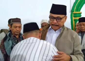 Pj Bupati Bolmong Sholat Idul Adha di Masjid Al-Mukminun Muntoi