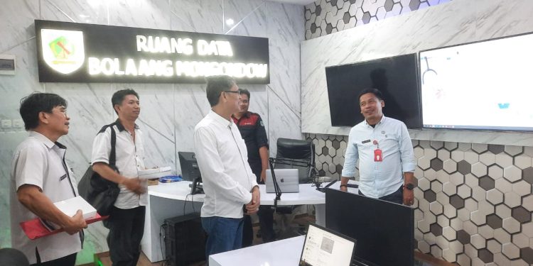 Pengelolaan SPBE terbaik se-Sulut, Dinas Kominfo Minut Studi Tiru di Kabupaten Bolmong