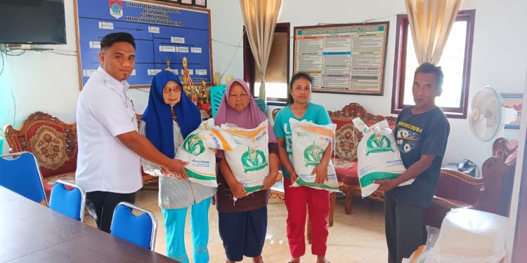 17 KPM di Desa Purworejo Terima Bantuan Cadangan Pangan Pemerintah Tahap IV