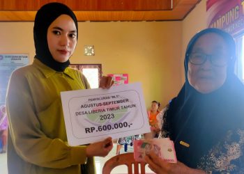 Pemdes Liberia Timur Salurkan BLT DD 2023 Tahap III