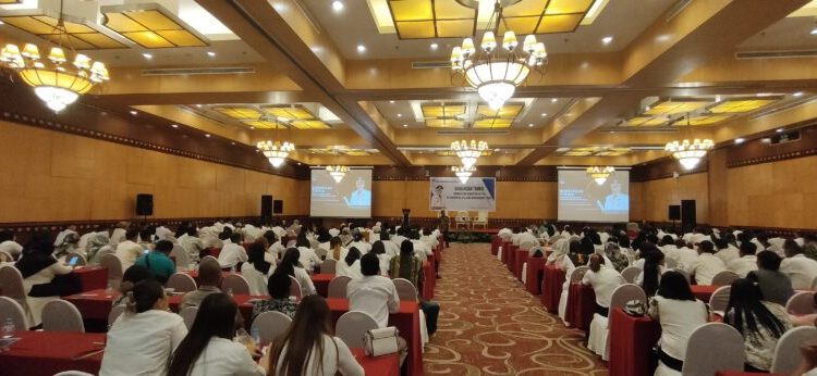 Pemkab Boltim Gelar Bimtek Peningkatan Kapasitas RT/RW