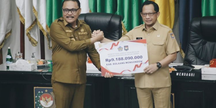 Berhasil Kendalikan Inflasi, Kabupaten Bolmong Terima Dana Insentif Fiskal 9,1 Miliar