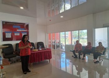 Kadis Kesehatan Bolmong Sambut Tim Visitasi Pemprov Sulut di RS Pratama Dumoga