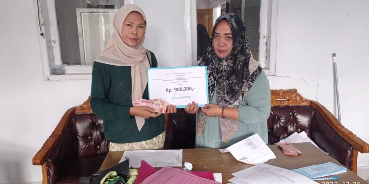 Pemdes Modayag Salurkan BLT DD 2023 Tahap Akhir